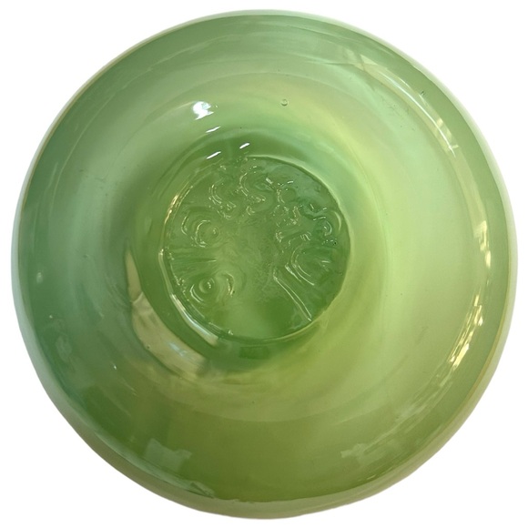 Green glassybaby votive candle holder. Pre trisk. Soft green - Picture 5 of 7
